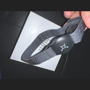 BEAT BURN. ARMBAND HEART RATE MONITOR for ORANGE THEORY MEMBERS